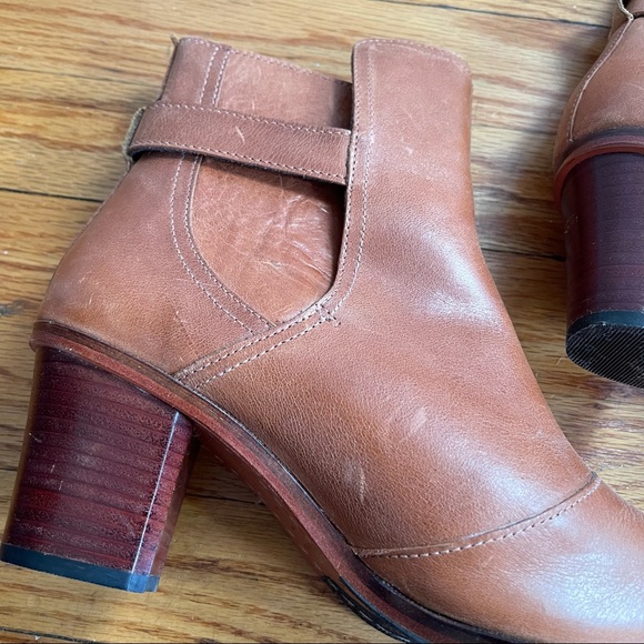 J. Shoes Hardwick Leather Buckle Block Heel Booties Tan - Picture 4 of 15